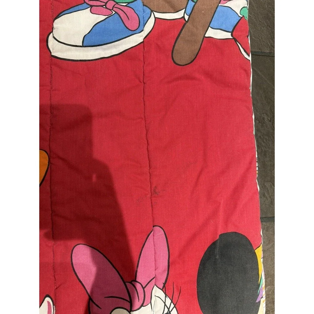 Vintage Disney Mickey & Friends Sports Reversible Twin Comforter Quilt 90s 80s